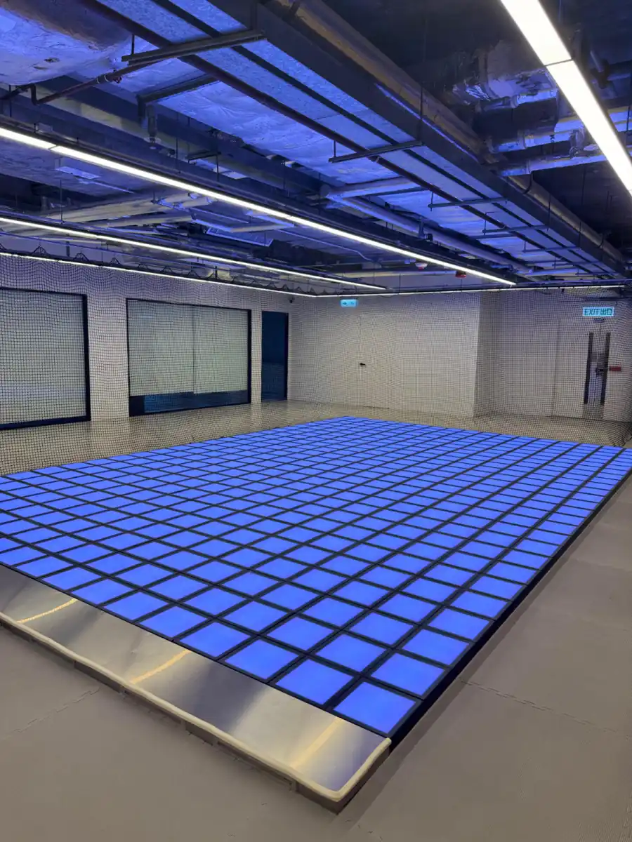 An LED-lit interactive court at MosKiddo